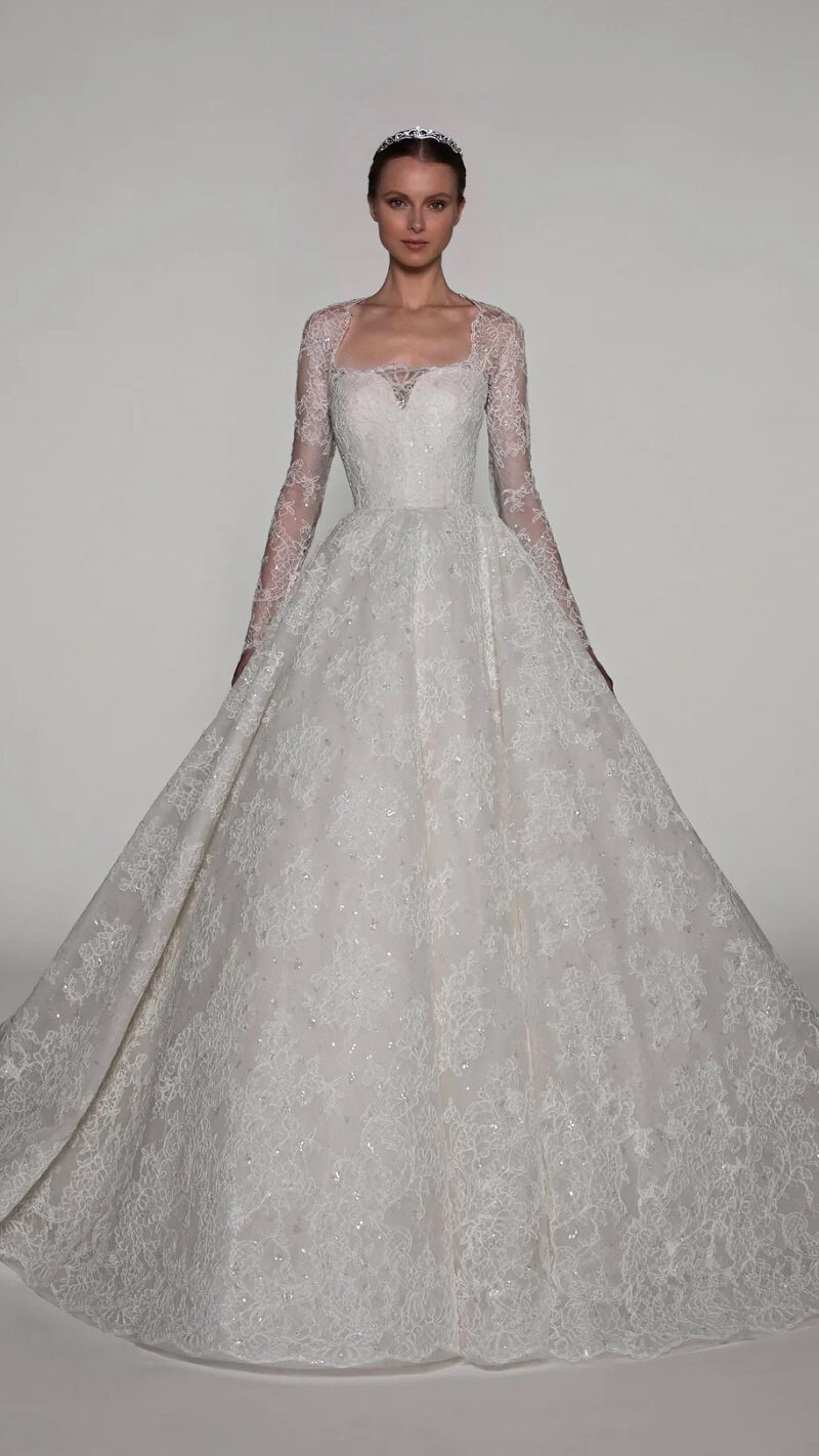 Elie Saab - Look 28 - Image 1 - gellywee