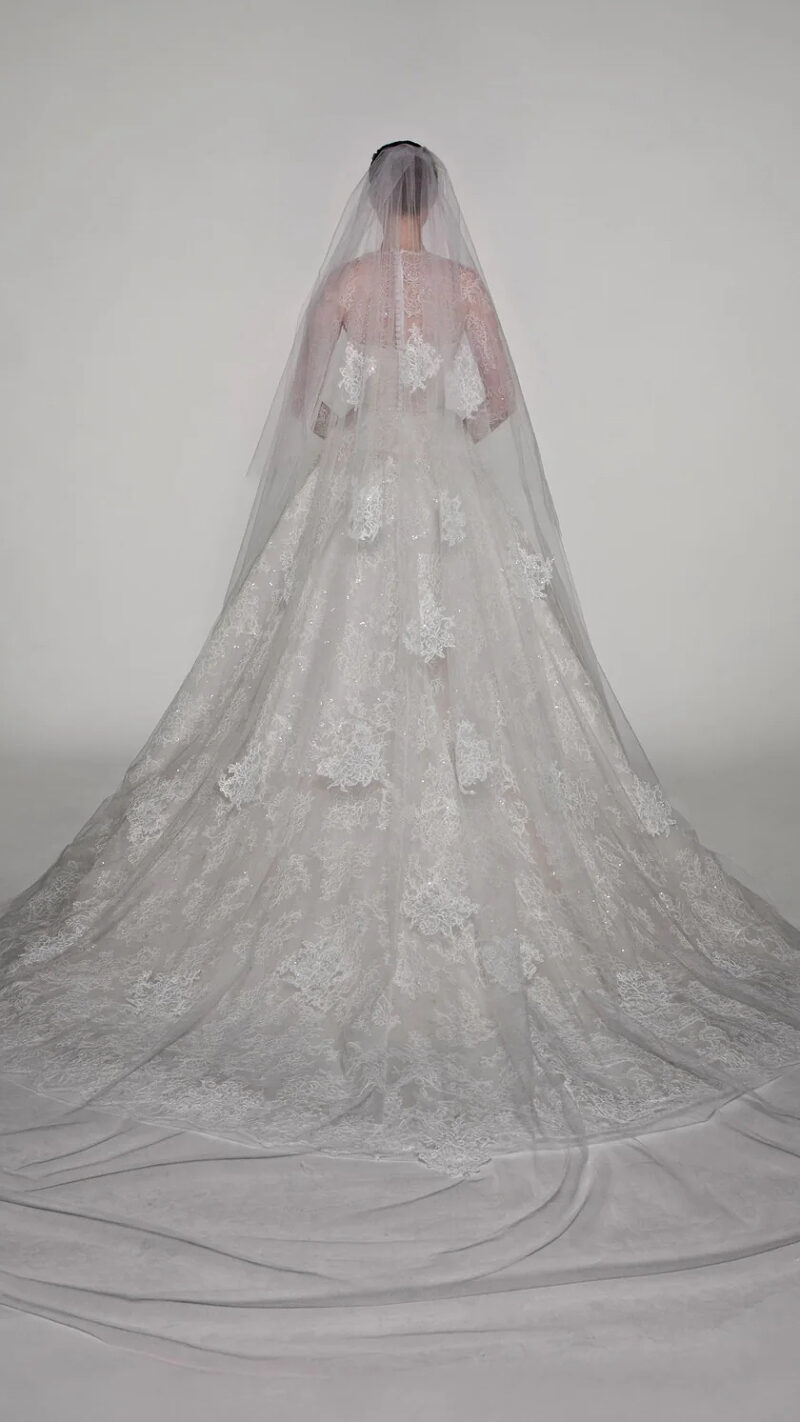 Elie Saab - Look 28 - Image 4 - gellywee
