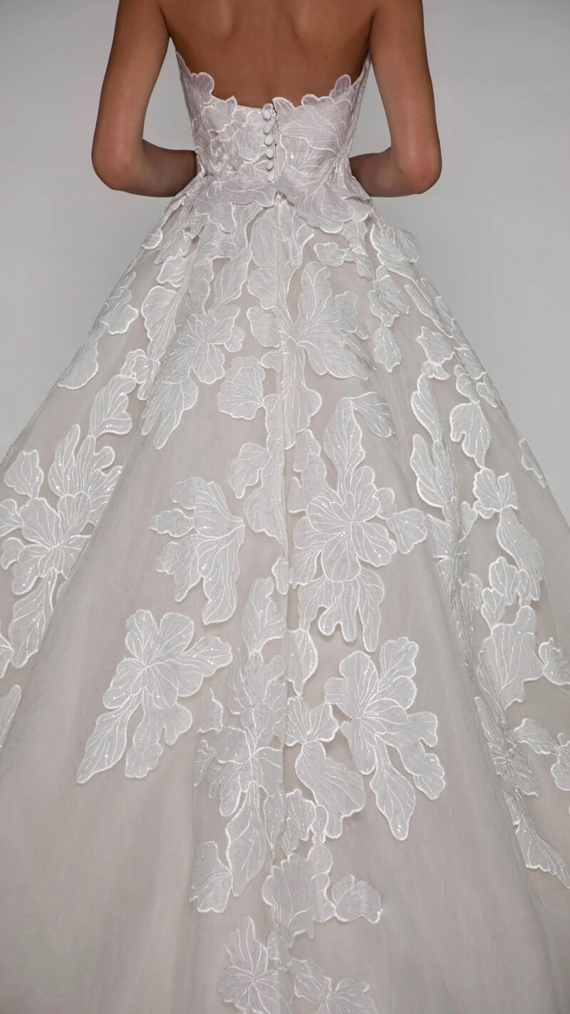 Elie Saab - Look 32 - Image 5 - gellywee