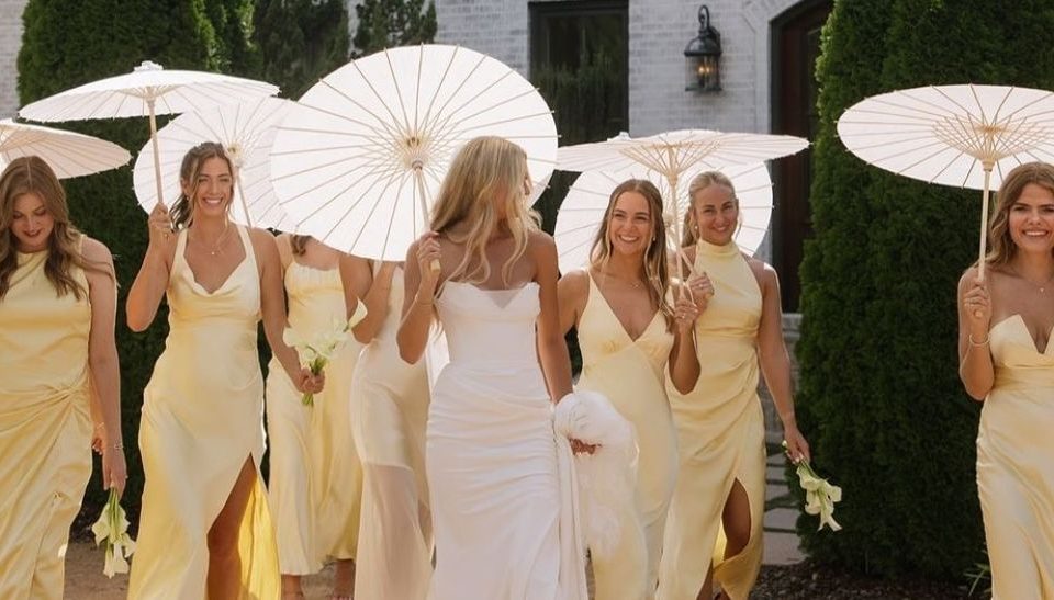 Tips to Match Bridesmaids’ Dresses - Featured Image - gellywee