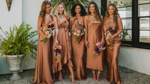Tips to Match Bridesmaids’ Dresses - Featured Image - gellywee