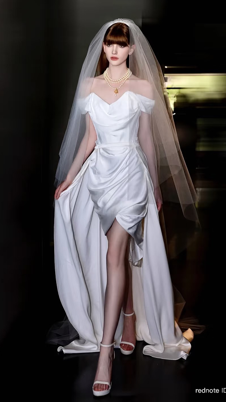 Vivienne Westwood_Gelly Wee_Look 1