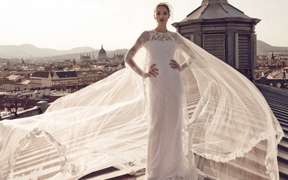 Top Dress for Wedding Gown in Gelly Wee Malaysia - Featured Image