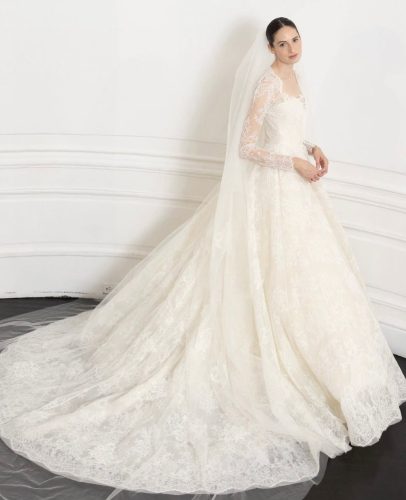 Cathedral Veil - Image 2 - Bridal Veil