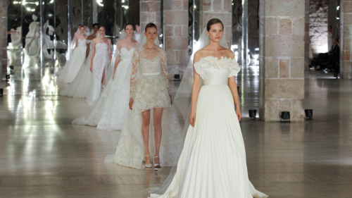 Gelly Wee - How Elie Saab Dresses Create Elegant - Featured Image - gellywee