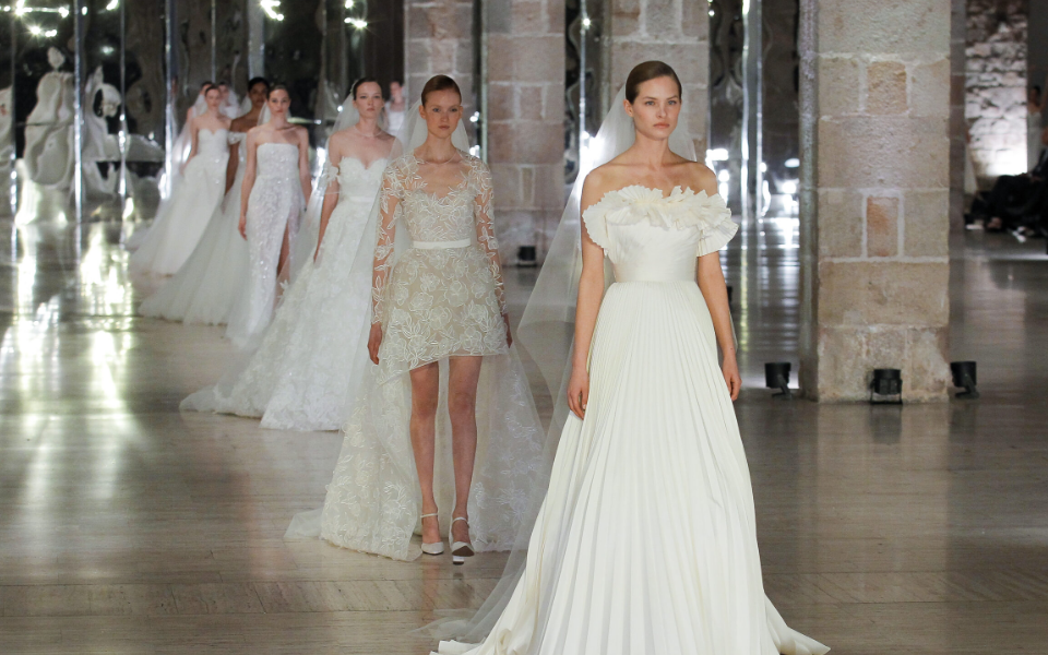 Gelly Wee - How Elie Saab Dresses Create Elegant - Featured Image - gellywee